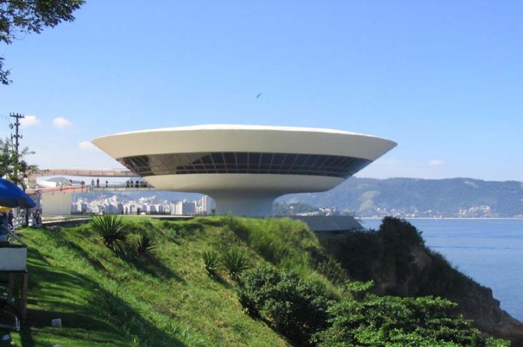 museu_de_arte_contemporanea_niteroi